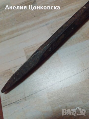 Старинен инструмент,ръчно изработен