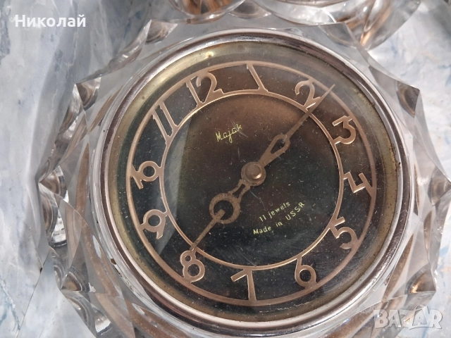 Съветски настолен часовник Маяк Кристал за Части Ремонт, снимка 3 - Колекции - 52389091