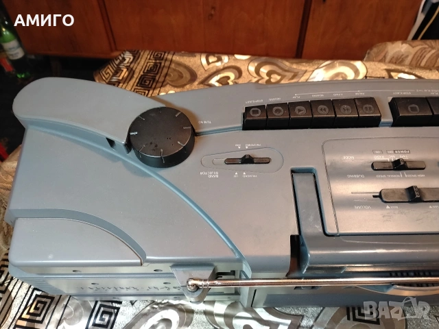 Продавам радио касетофон Philips aw 7112/00, снимка 7 - Радиокасетофони, транзистори - 53295838