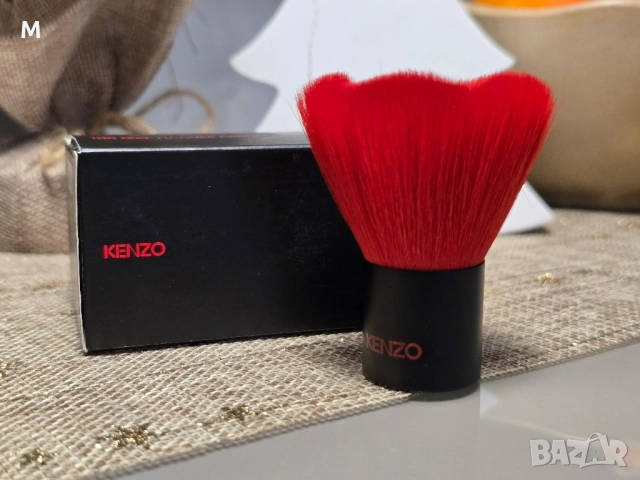 НОВА четка за грим KENZO FLOWER KABUKI, снимка 4 - Козметика за лице - 52581003