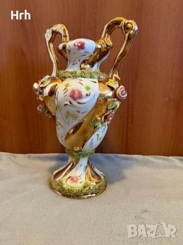 Порцеланова ваза с маркировка от Италия