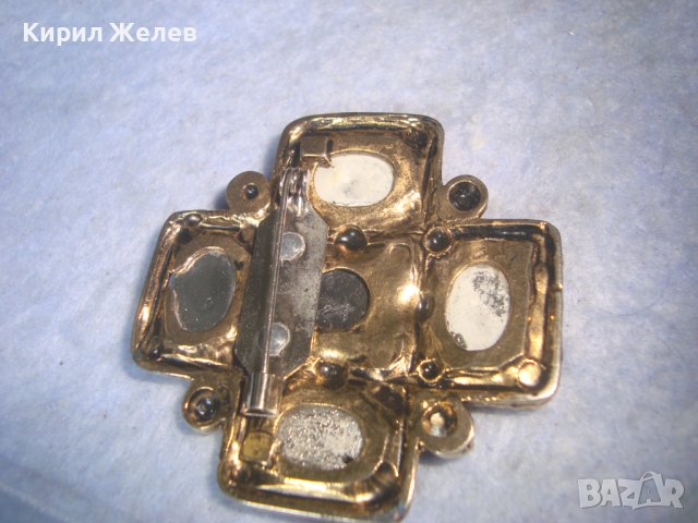 ПОЗЛАТЕНА СТАРА КРЪСТОВИДНА РЕТРО АРТ БРОШКА с ШЛИФОВАНИ ЦВЕТНИ КРИСТАЛИ 29501, снимка 7 - Антикварни и старинни предмети - 37660165