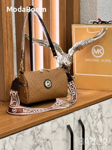 Michael Kors дамски чанти Различни цветове , снимка 7 - Чанти - 48948983