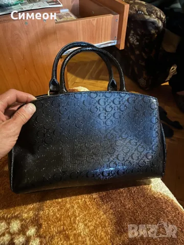 Чанта GUESS , снимка 2 - Чанти - 50048131