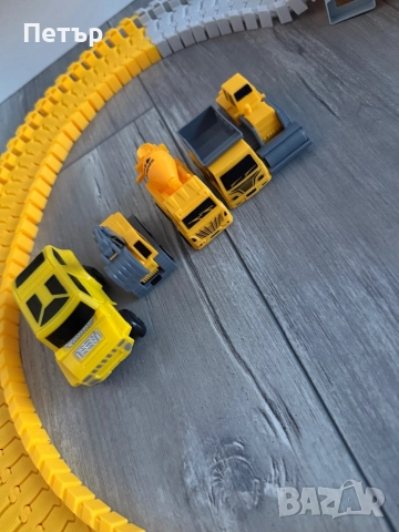 Писта за колички, снимка 8 - Коли, камиони, мотори, писти - 52341300