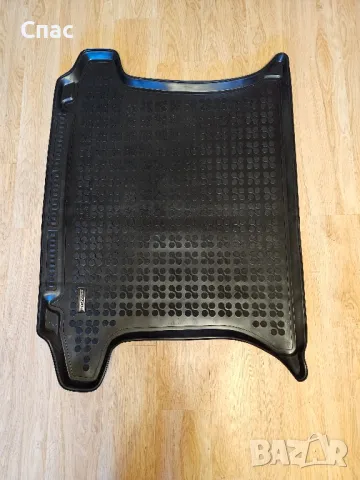 Чисто нова гумена стелка за багажник за Пежо 308 sw, снимка 3 - Аксесоари и консумативи - 49581474