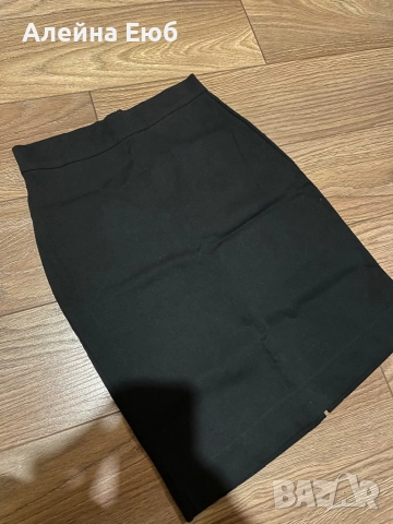 Къса нова елегантна пола