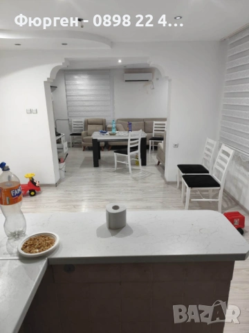 апартамент – 100 кв.м с голям хол, килер, таванска стая, маза и 2 дворни места, снимка 3 - Апартаменти - 53102448