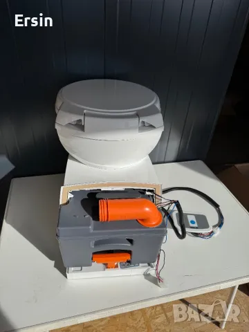 Тоалетна Thetford C263S нарезличим от нов , снимка 12 - Химически тоалетни - 49124986