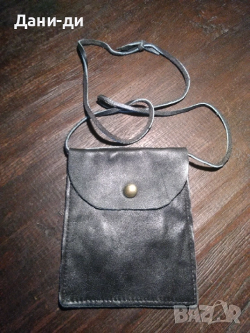 Кожено портмоне за врат , снимка 2 - Други - 52652518