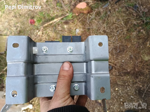 Компютър за серво управление с парт номер 3872073K10