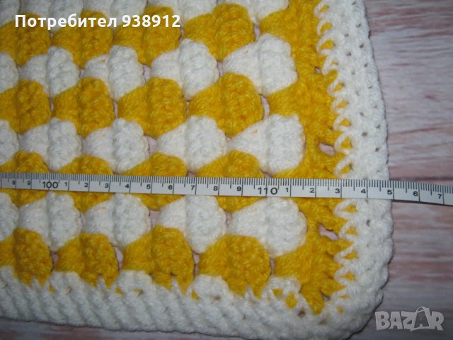 Дамски зимен шал "Сладолед" в бяло и жълто, снимка 6 - Шалове - 35253143