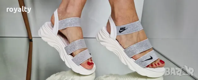 Nike дамски сандали с брокат , снимка 2 - Сандали - 50364839