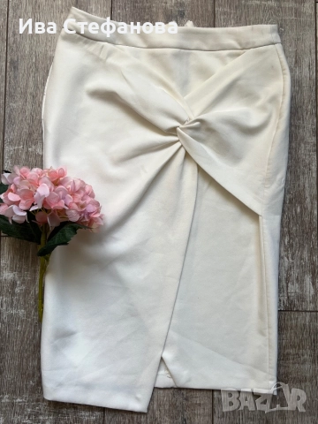 Нова бяла елегантна миди midi дължина River Island , снимка 2 - Поли - 36999650