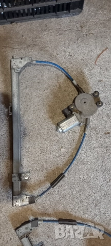 Стъклоповдигач за Fiat Punto (1993-1999)