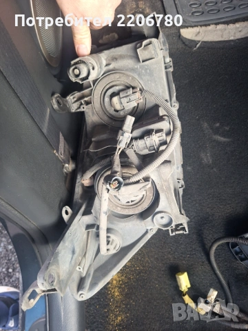 Ляв Фар тойота рав 4, снимка 6 - Части - 53604130