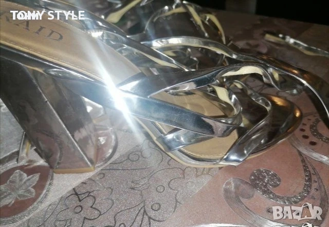 Сребристи Дамски Кожени Нови Сандали 40