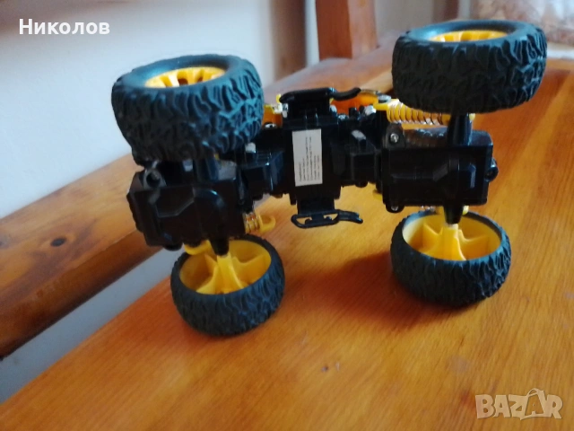 Джип  Само-движещ "3метра" "5€" нов!+Доставка!, снимка 6 - Коли, камиони, мотори, писти - 53295497