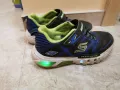 Geox Marvel светещи 31 номер и към тях подарък Skechers 31 номер - 80 лв, снимка 4