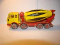 1/55 SIKU MERCEDES BENZ БЕТОНОВОЗ ИГРАЧКА КОЛИЧКА МОДЕЛ, снимка 2