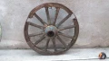 старо масивно колело от каруца, снимка 4