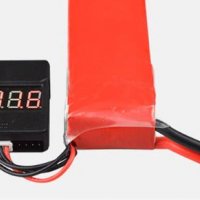 Зумер аларма индикатор за батерия 1S – 8S с дисплей и кутийка, снимка 3 - Друга електроника - 32296951