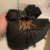 Дамска чанта Dior, снимка 1 - Чанти - 32241983