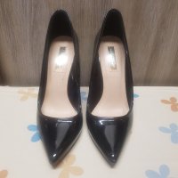 Елегантни лачени обувки с висок ток, снимка 1 - Дамски обувки на ток - 40454682