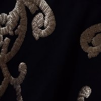 Нова черна къса парти рокля XS със златно, снимка 3 - Рокли - 25513348