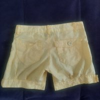 Жълти къси панталонки, снимка 4 - Къси панталони и бермуди - 37410141