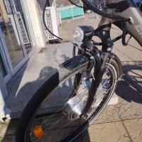 26 цола алуминиев електрически велосипед колело 36 волта 250 вата с ключ и зарядно като ново , снимка 3 - Велосипеди - 44138959