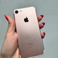 iPhone 7 rose gold , снимка 2 - Apple iPhone - 44842896