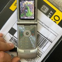 Motorola v3 razr - silver, снимка 1 - Motorola - 33512670