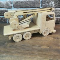 Дървен макет на камион - Кран, Автокран - Craft Camp, снимка 3 - Коли, камиони, мотори, писти - 43281803