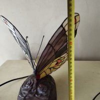 Настолна лампа-пеперуда, снимка 2 - Настолни игри - 43184283