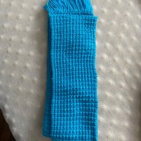 продавам за феновете на Левски син шал плетен ръчно, снимка 2 - Спортна екипировка - 37768154