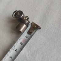 Колекционерска мини запалка за ключодържател , снимка 10 - Колекции - 44048133