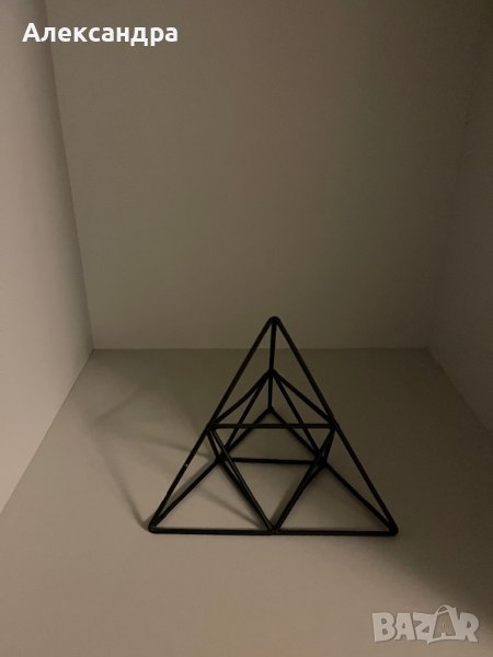 Пирамида свещник, снимка 1