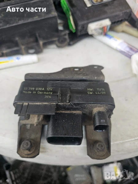 Реле подгревни свещи за Mercedes-Benz E-Class Estate (S210) (06.1996  E 220 T CDI  51799030A

, снимка 1