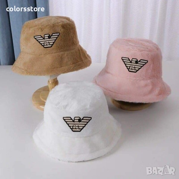 🩷Armani дамски зимни шапки в три цвята🩷, снимка 1