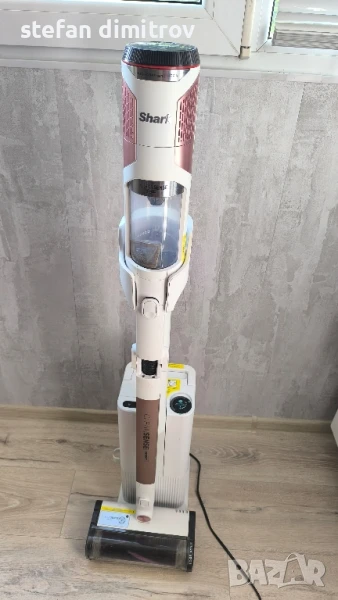 Shark IW3611EU,

вертикална акомулаторна прахосмукачка , снимка 1