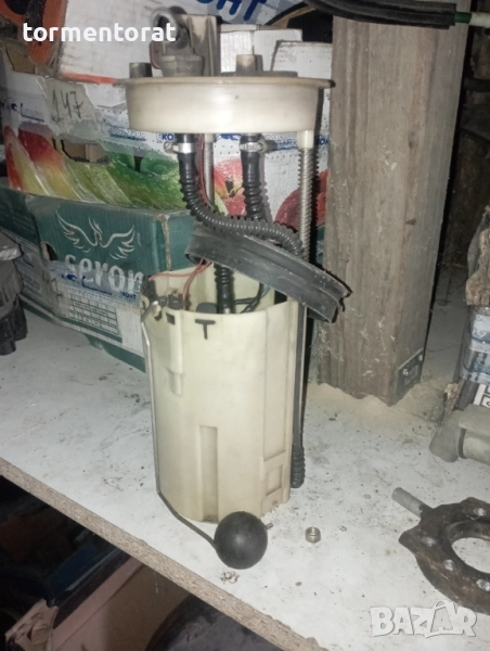 Бензинова помпа от Алфа 156, снимка 1