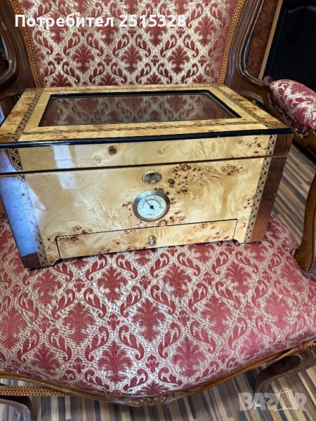 красив голям английски хумидор за пури, снимка 1