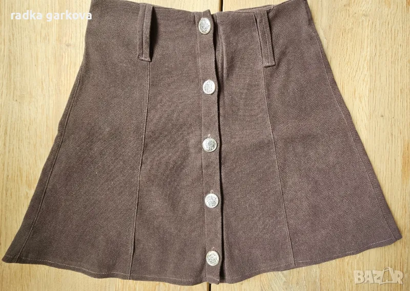 Пола в кафяво, снимка 1