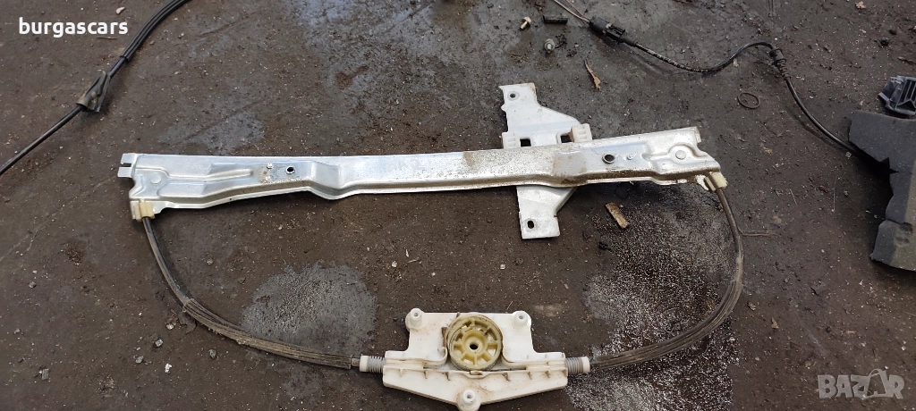 Стъклоповдигач предна дясна врата 96 571 335 80 Citroen C4 - 60лв, снимка 1