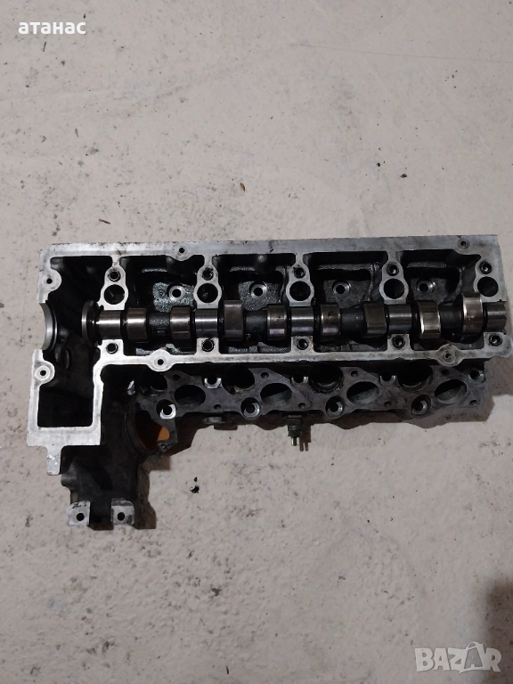 Цилиндрова глава мерцедес ОМ601, снимка 1