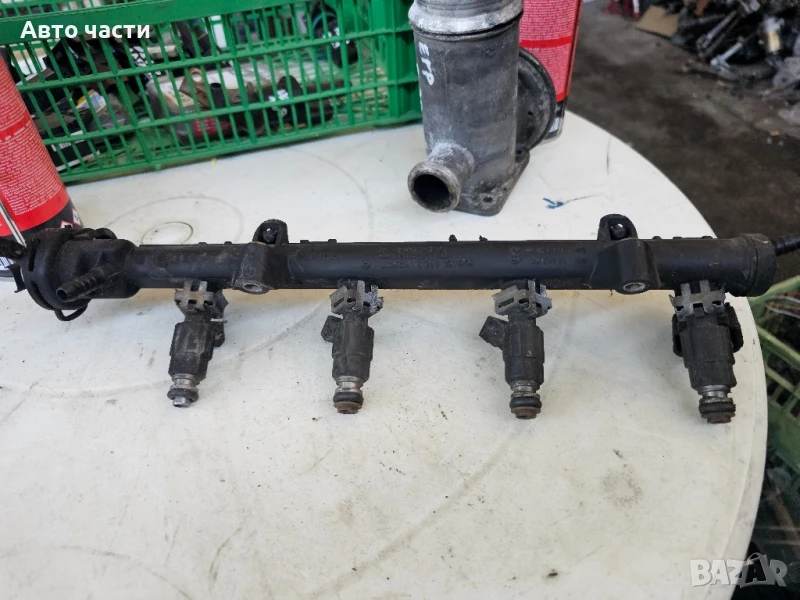 Vw Polo 1.0 0280151058 030133319l,fuel Injector 0 280 155 731 02801557 рейка с дюзи и регулатор, снимка 1