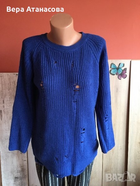 💙❄️Пуловер на дупки в кралско син цвят,м,л размер, снимка 1