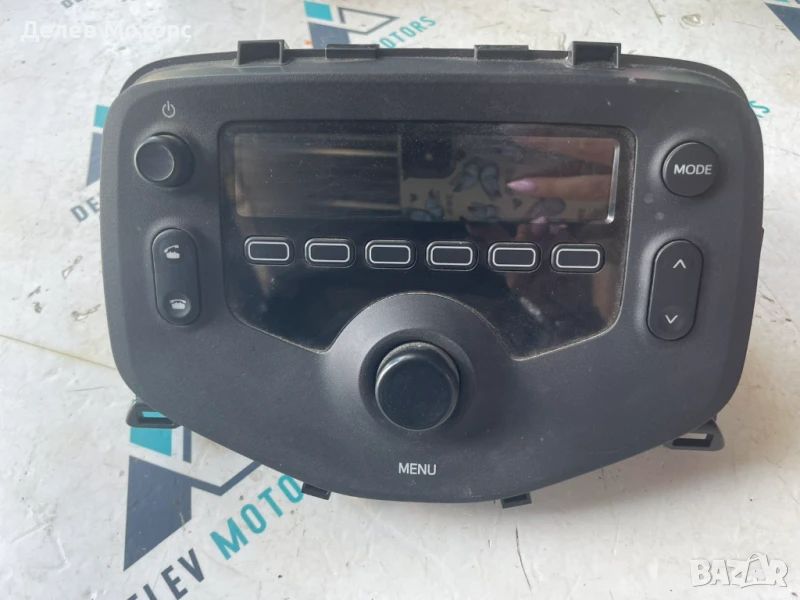 Радио 86120-0H060 от Toyota Aygo 1.0 VVTI, двигател 1KR-FE, 2022, 72 кс., 5 ск., 27 000 km., euro 6D, снимка 1