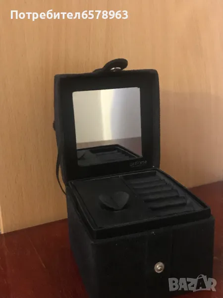 Бижутерска кутия с огледало , снимка 1